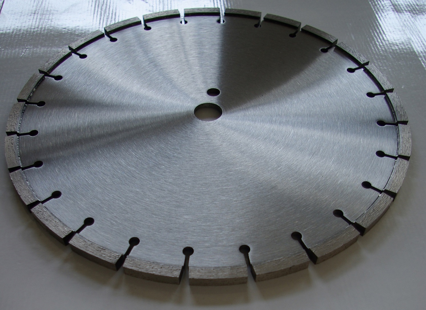 14-18" Looping Diamond Saw Blades for Loop Line Traffic Light Detector Project
